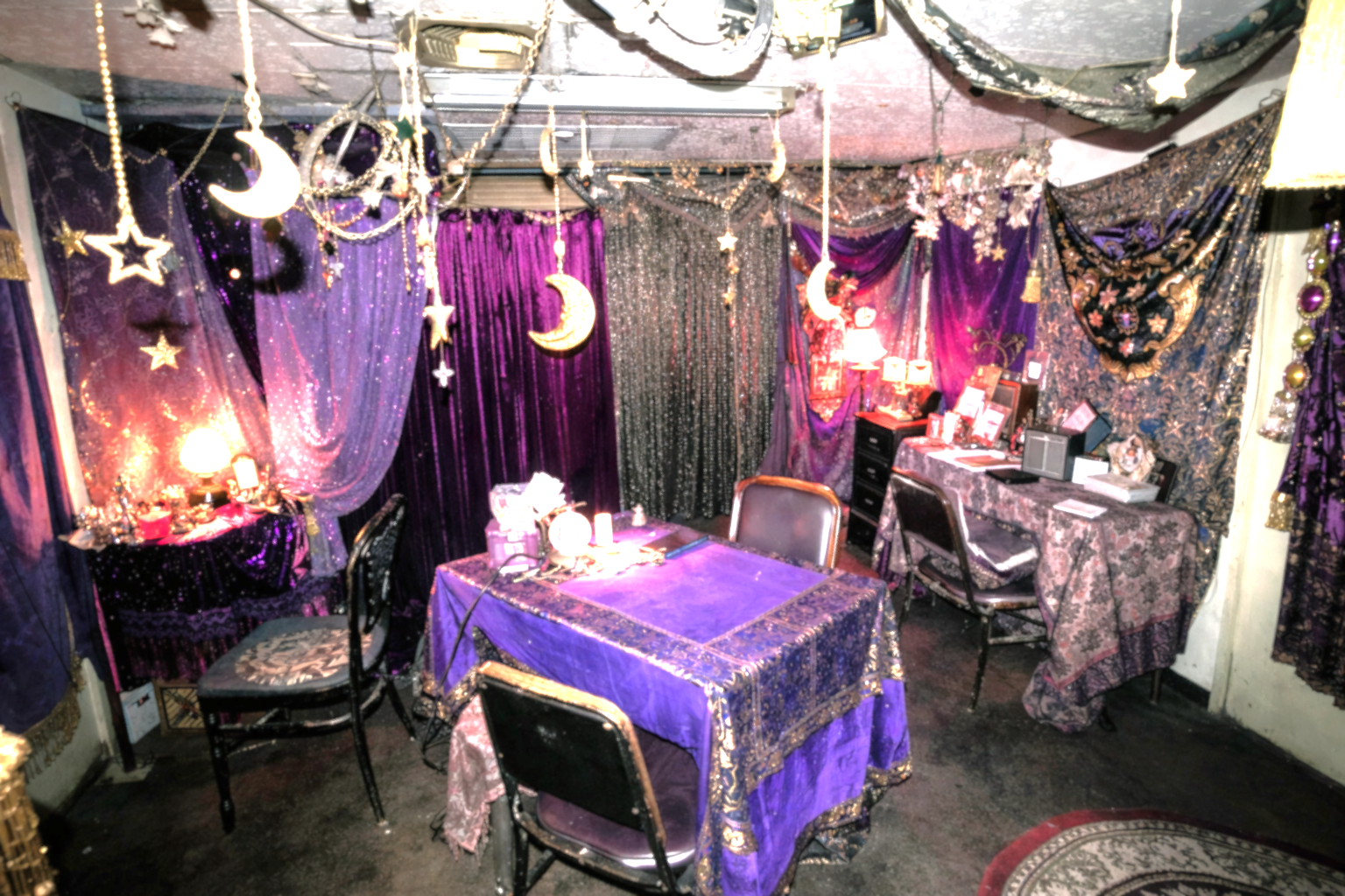 内観（イメージ）